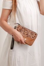 Cowhide Tooling Carving Wallet - Image 3