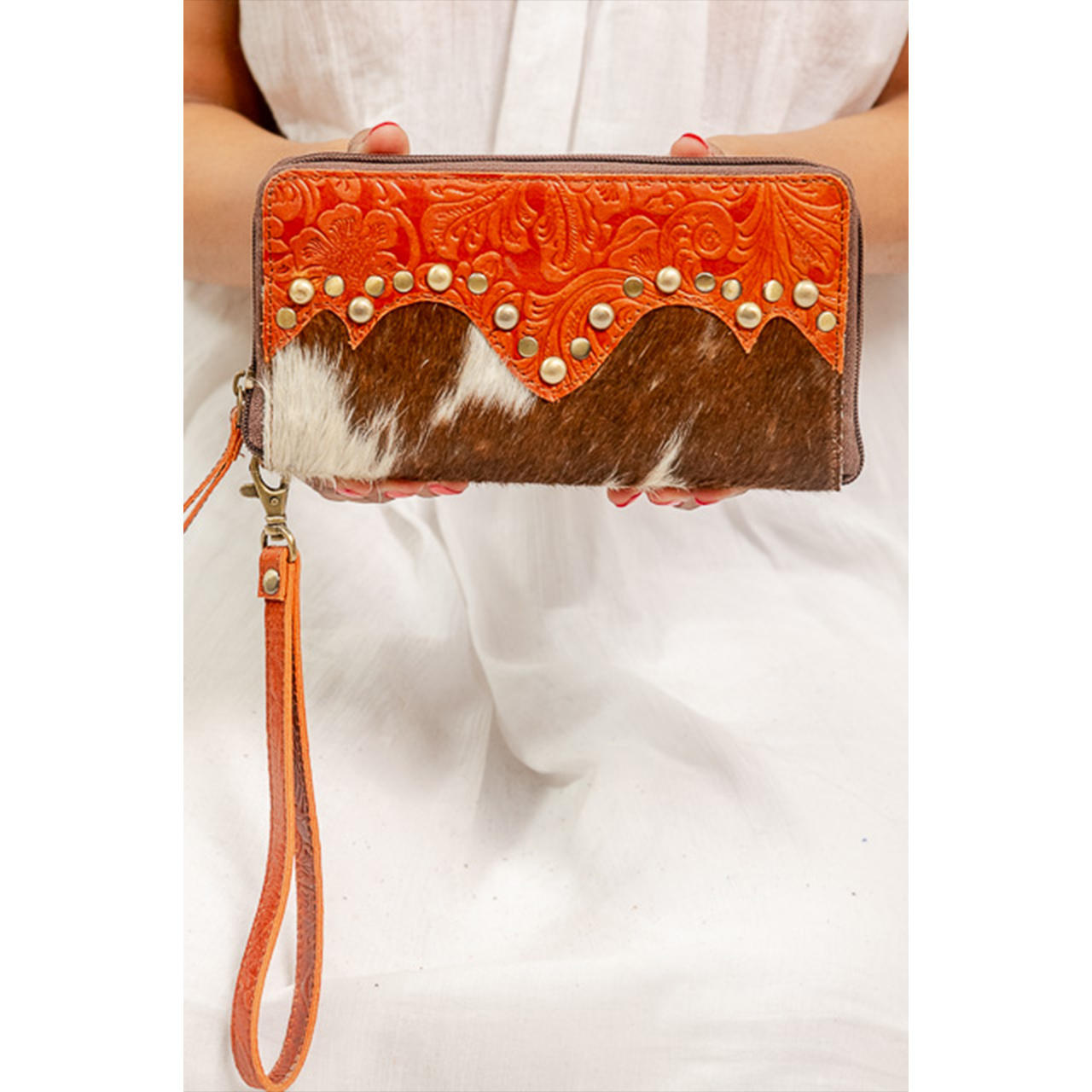 14140-1.jpg Cowhide Tooling Carving Wallet - Image 1