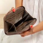 Cowhide Tooling Carving Wallet - Image 4