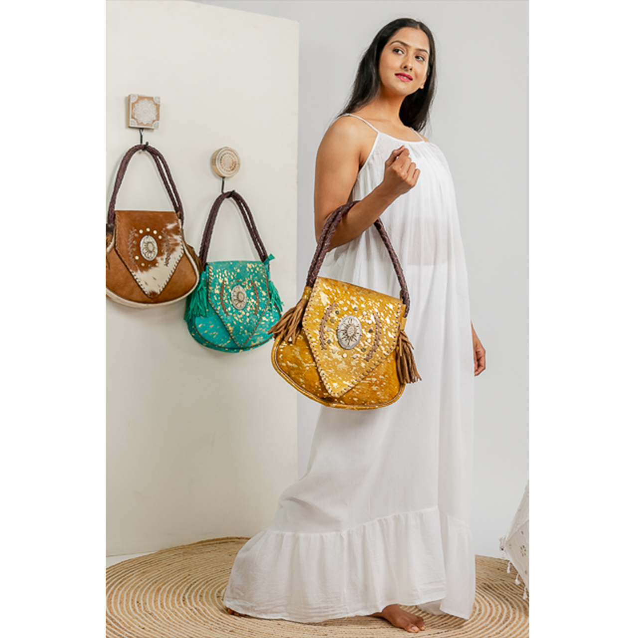 19075-1.jpg Colorful Cowhide Fringe Bag - Image 1