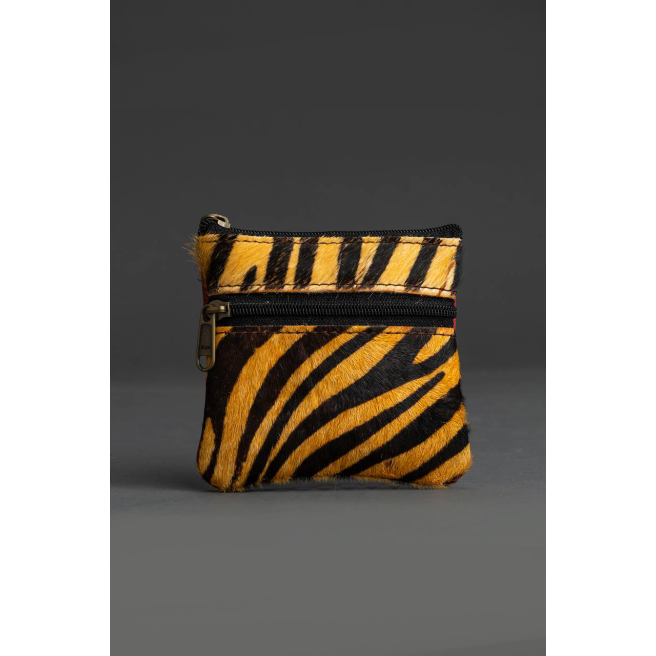 21001-2.jpg Leather Pouch - Image 1